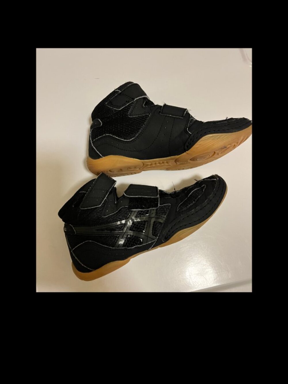 Kids Black Asics Wrestling Shoes - Size 2